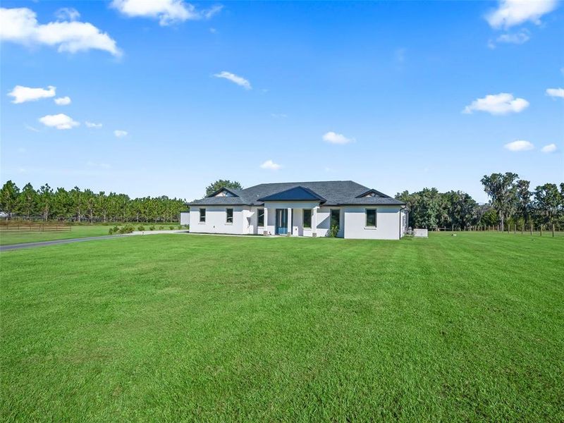 Community amenities in , Reddick (Image 38). Community amenities in , Reddick (Image 38).