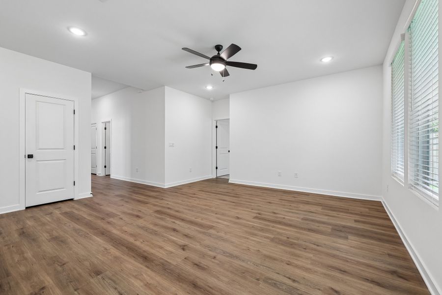 Representative unfurnished interior of a home built from the 4013 by Risewell Homes in Parkton Square, Kyle (Image 14).