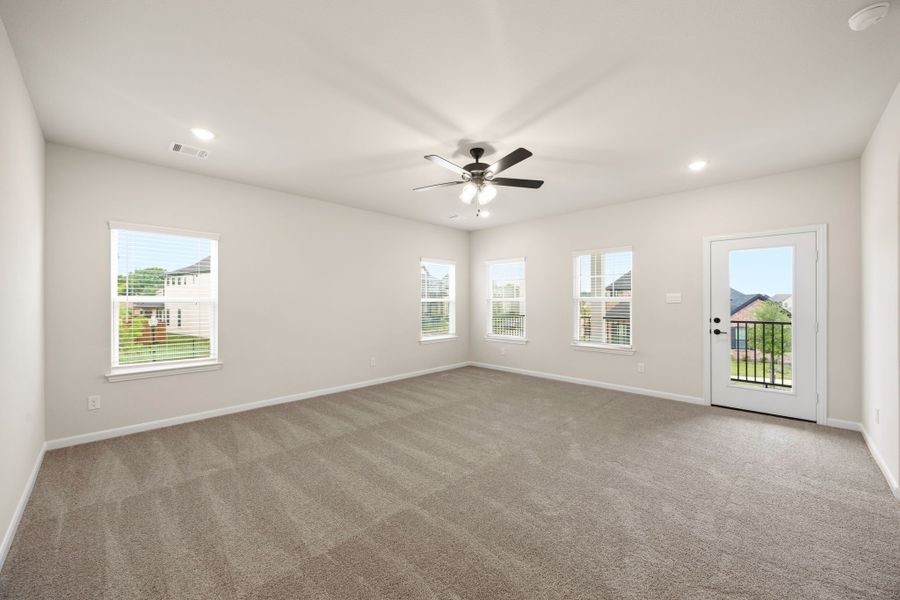 Representative unfurnished interior of a home built from the Peyton III by Cambridge Homes in Lake Park, Rowlett (Image 18).