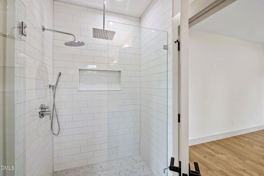 21 Primary BA shower