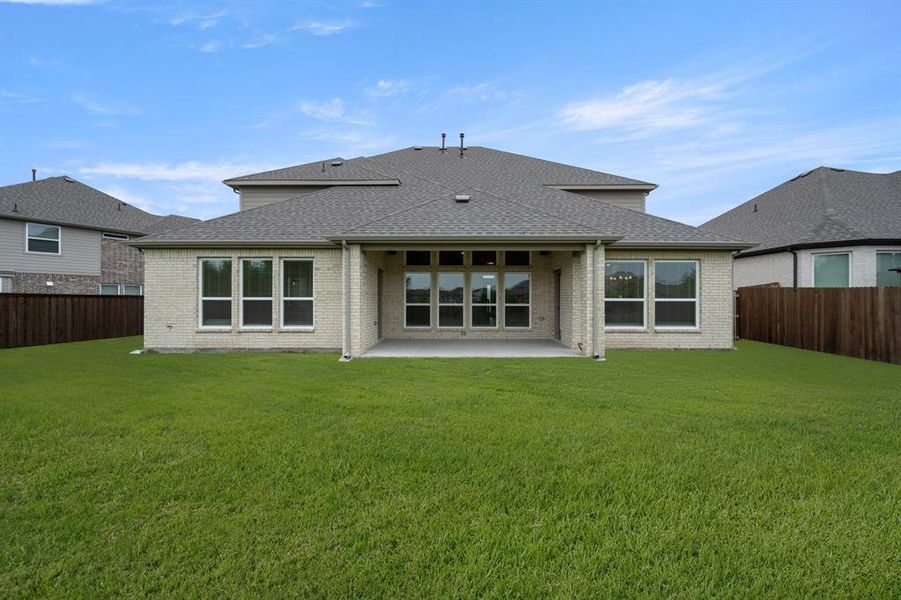 707 Majestic- Back-2