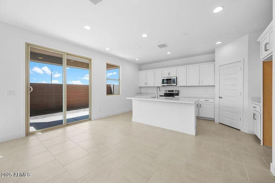 hj-az-phoenix-asante-vista-arlington-lot