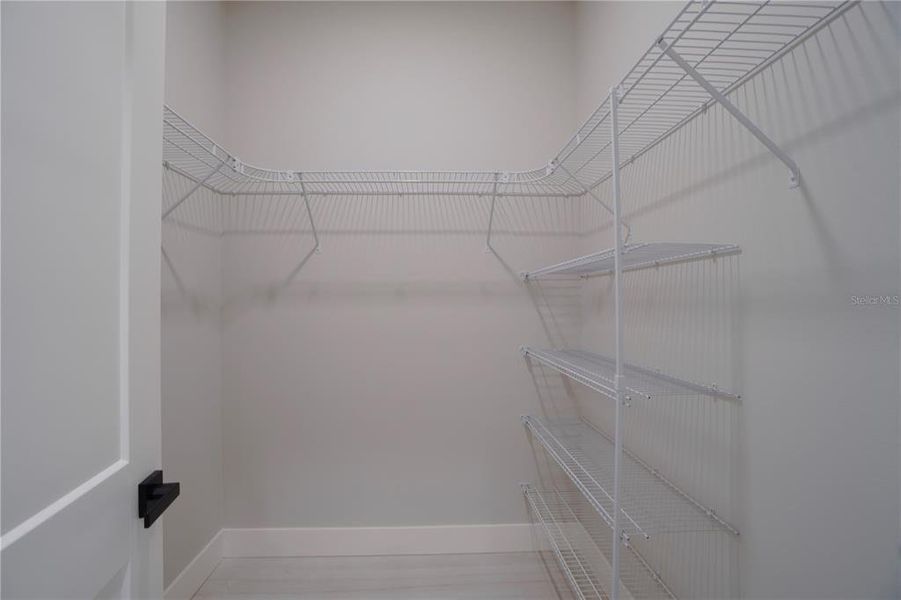 Spacious, unfurnished interior of a new home in , Rotonda West (Image 20).