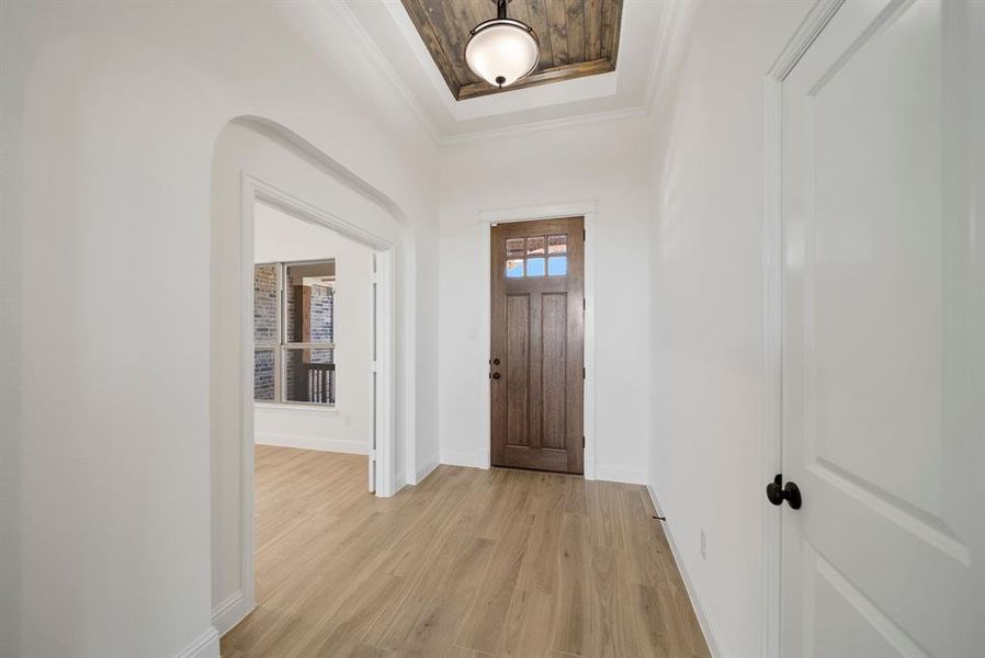 Spacious, unfurnished interior of a new home in , Waxahachie (Image 14).