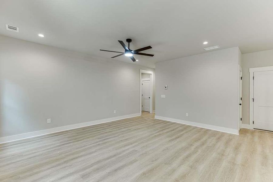 Spacious, unfurnished interior of a new home in , Jefferson (Image 34). Spacious, unfurnished interior of a new home in , Jefferson (Image 34).