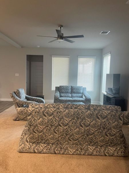 Furnished interior view inside a new home in Huntington Place, Rosharon (Image 7).