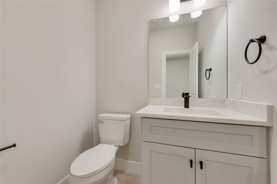 Furnished interior view inside a new home in , Rowlett (Image 5). Furnished interior view inside a new home in , Rowlett (Image 5).