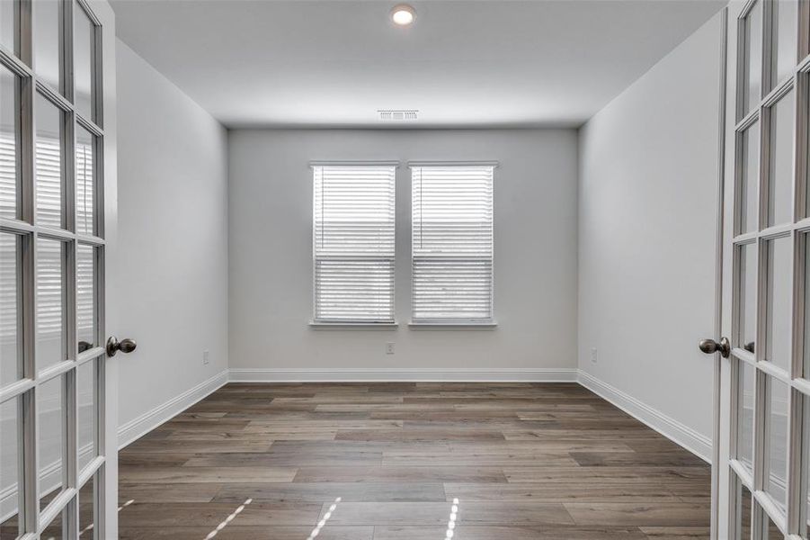 Spacious, unfurnished interior of a new home in Princeton Estates, Princeton (Image 27).