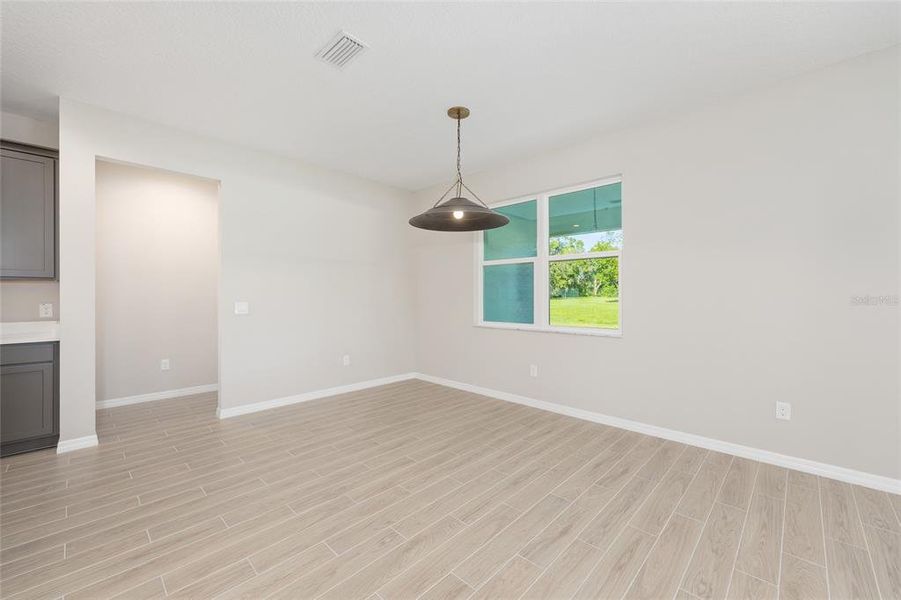 Spacious, unfurnished interior of a new home in Evergreen Estates, Ocala (Image 38).