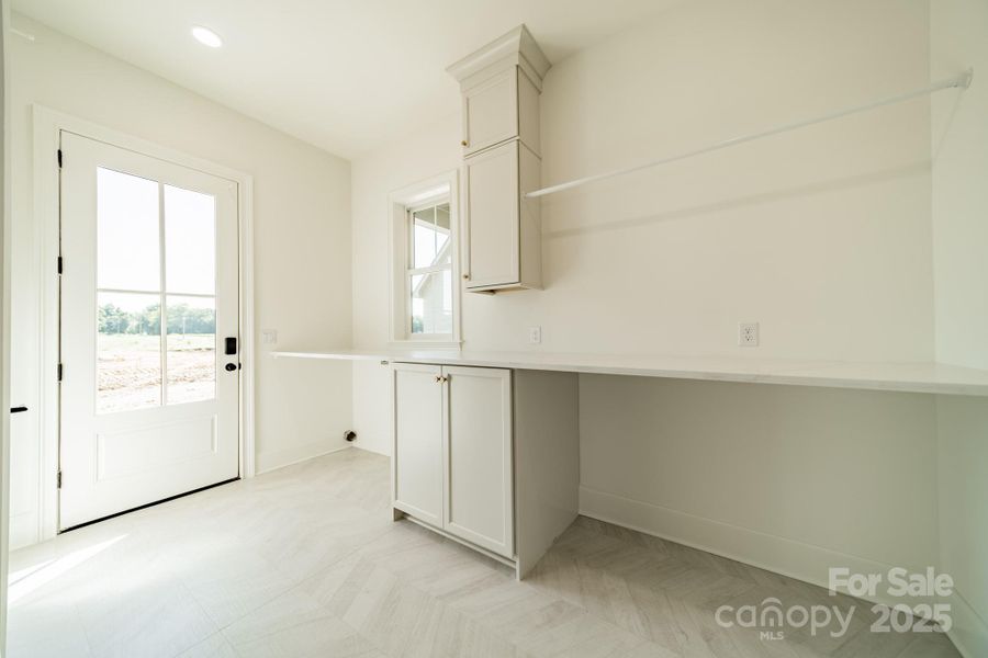 Image 34 of a home in .