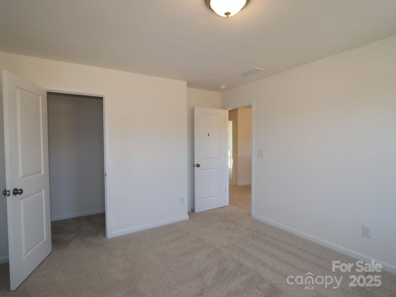 Secondary bedroom Secondary bedroom