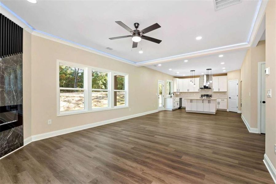 Spacious, unfurnished interior of a new home in , Jefferson (Image 42).