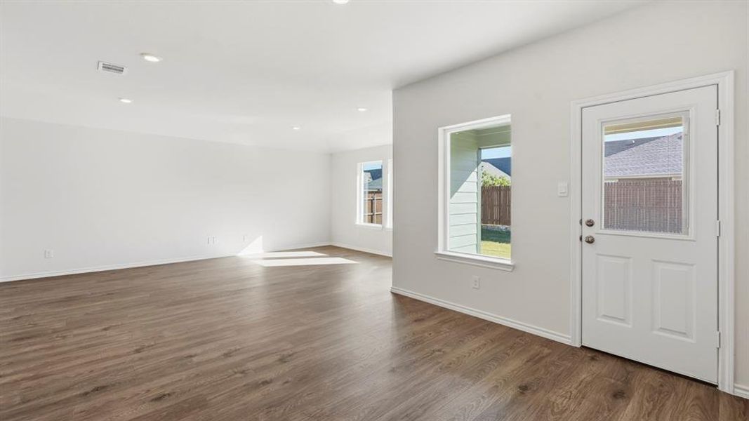 Spacious, unfurnished interior of a new home in Windrose, Pilot Point (Image 31). Spacious, unfurnished interior of a new home in Windrose, Pilot Point (Image 31).