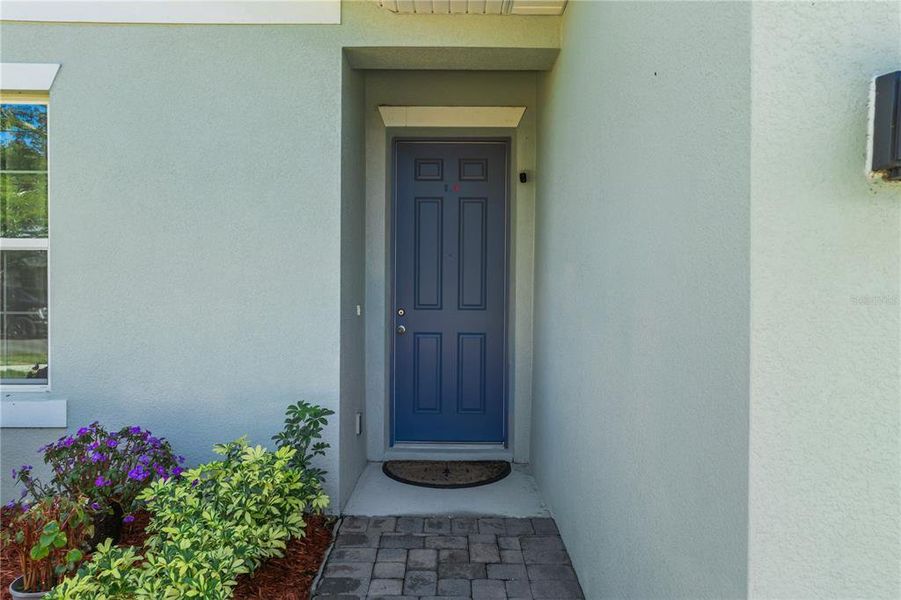 Exterior details and patio area of a home in Blue Diamond , Orlando (Image 29). Exterior details and patio area of a home in Blue Diamond , Orlando (Image 29).