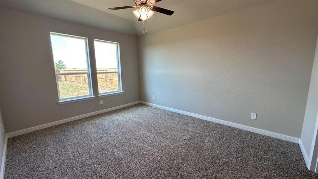 Spacious, unfurnished interior of a new home in Rock Creek West, Fort Worth (Image 17). Spacious, unfurnished interior of a new home in Rock Creek West, Fort Worth (Image 17).