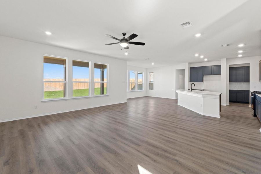 Spacious, unfurnished interior of a new home in Salerno - Classic Collection, Round Rock (Image 22). Spacious, unfurnished interior of a new home in Salerno - Classic Collection, Round Rock (Image 22).