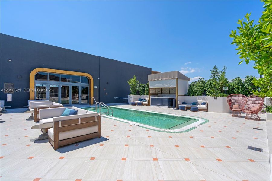 Community amenities in , Miami (Image 36).