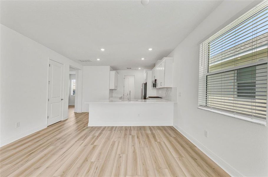Spacious, unfurnished interior of a new home in SeaFlower, Bradenton (Image 22). Spacious, unfurnished interior of a new home in SeaFlower, Bradenton (Image 22).