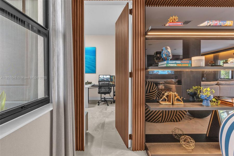 Furnished interior view inside a new home in , Miramar (Image 17).