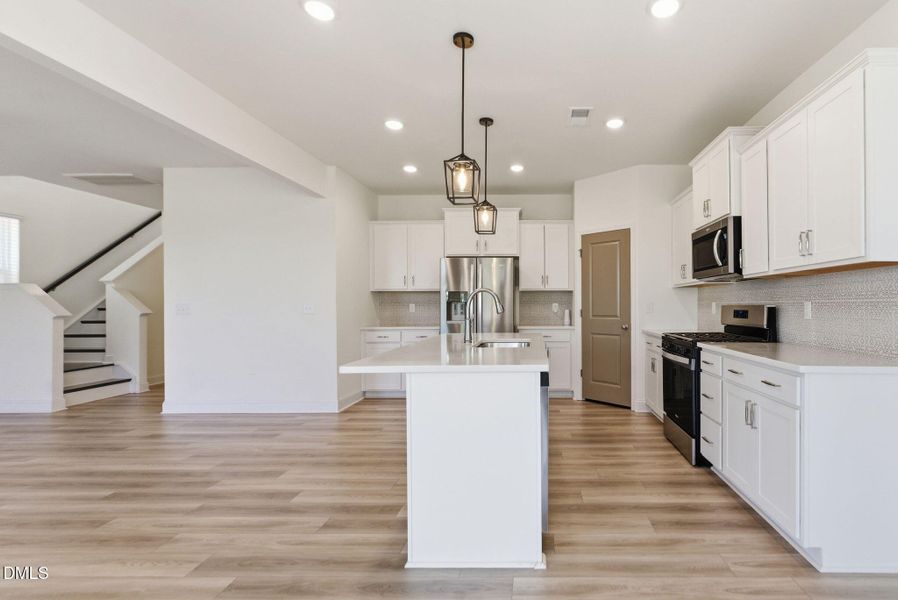 202 Burford Way-22