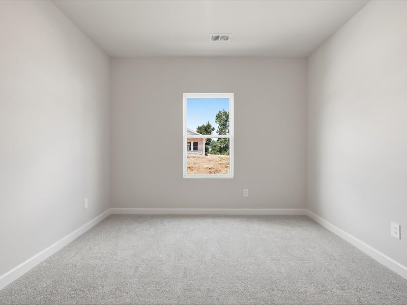 Spacious, unfurnished interior of a new home in Wexford Park, Fountain Inn (Image 18).