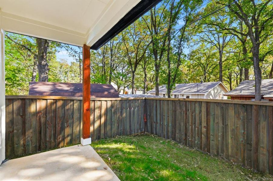 Exterior details and patio area of a home in , Gun Barrel City (Image 3).