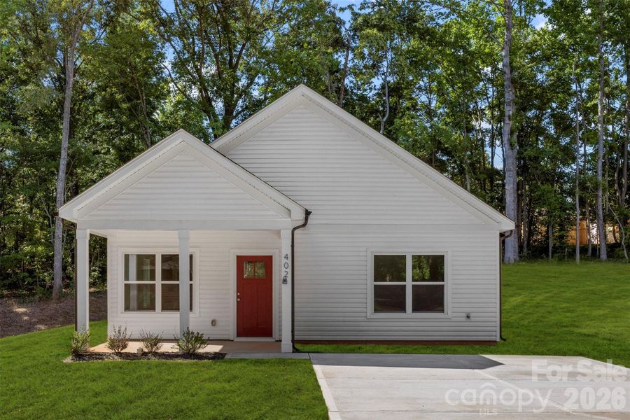 Front exterior of a new home in , Kings Mountain, NC, highlighting curb appeal (Image 18).