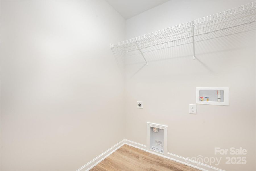 Spacious, unfurnished interior of a new home in , Charlotte (Image 13).