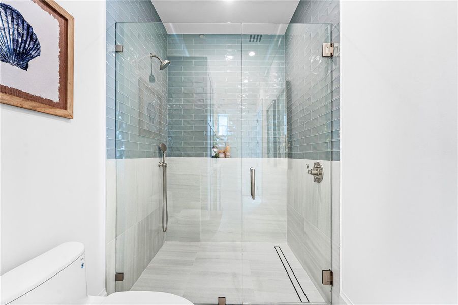 Image 34 of a home in .