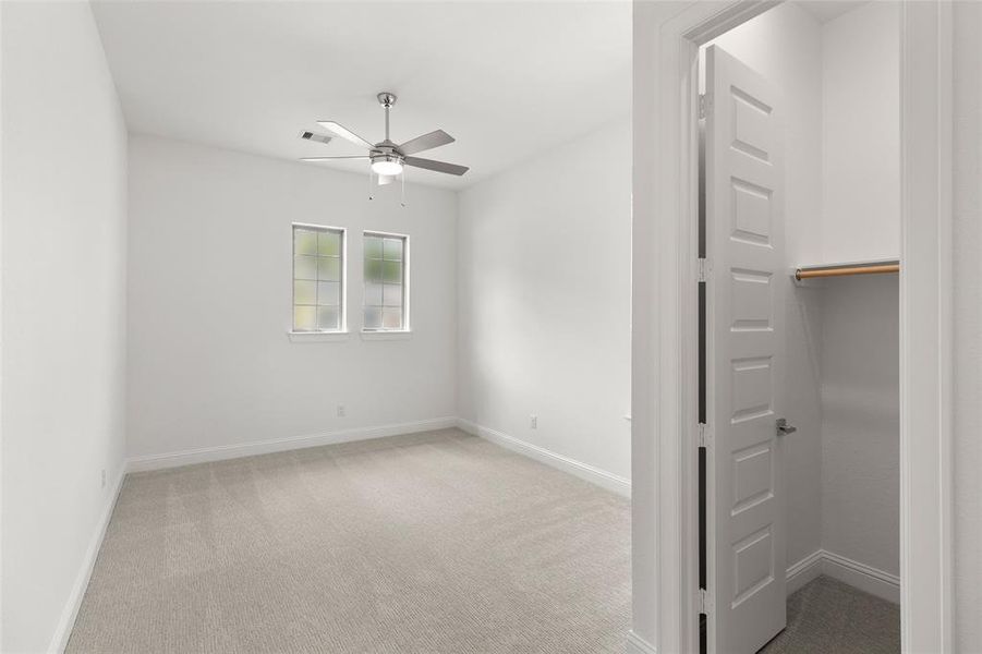 Spacious, unfurnished interior of a new home in The Highlands - 65', Porter (Image 19).