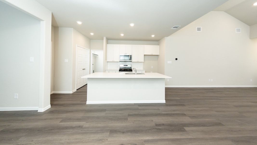 Dining Area to Kitchen