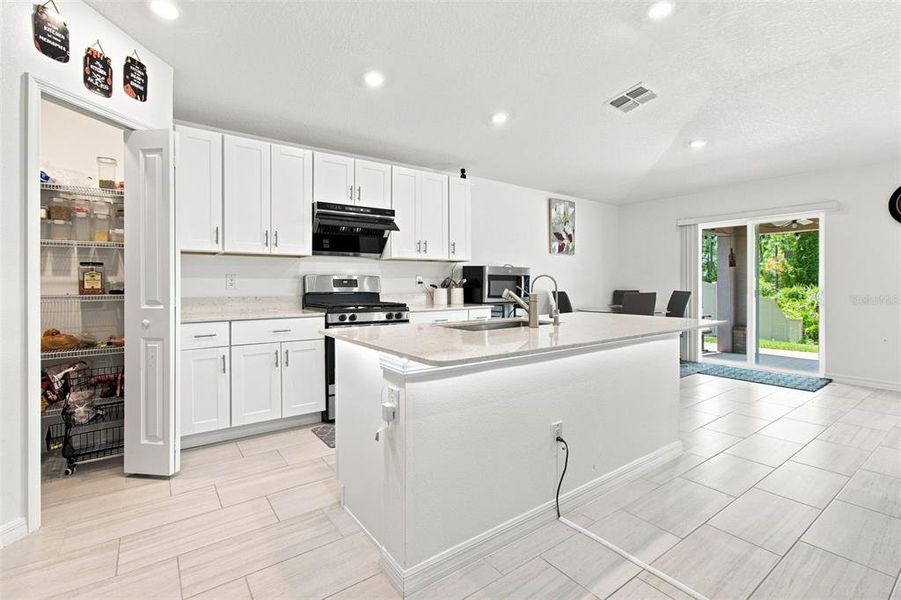 Furnished interior view inside a new home in , Zephyrhills (Image 18). Furnished interior view inside a new home in , Zephyrhills (Image 18).