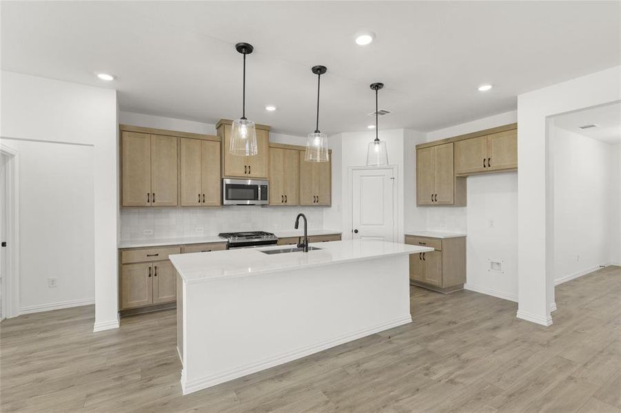 1416 Diamond  Kitchen 2