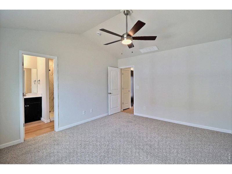 Spacious, unfurnished interior of a new home in , Evans (Image 27).