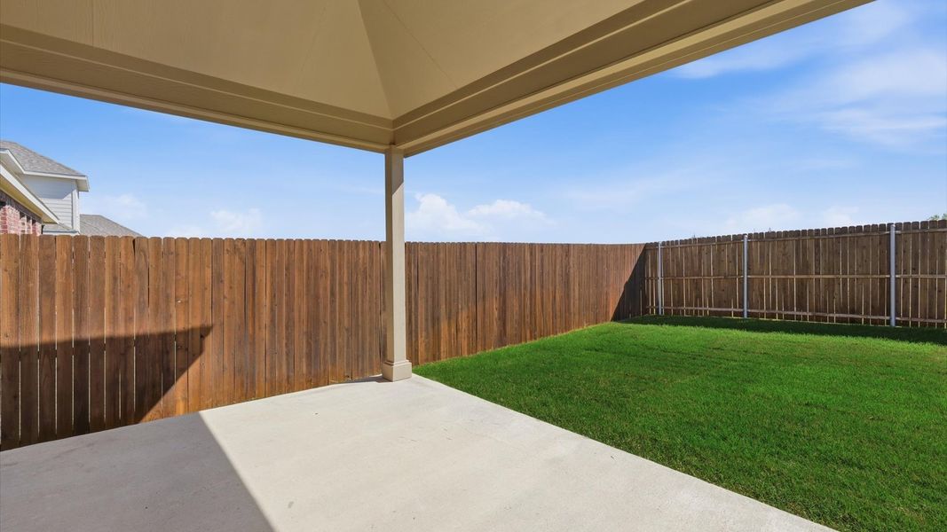 Exterior details and patio area of a home in Churchill, Anna (Image 4).