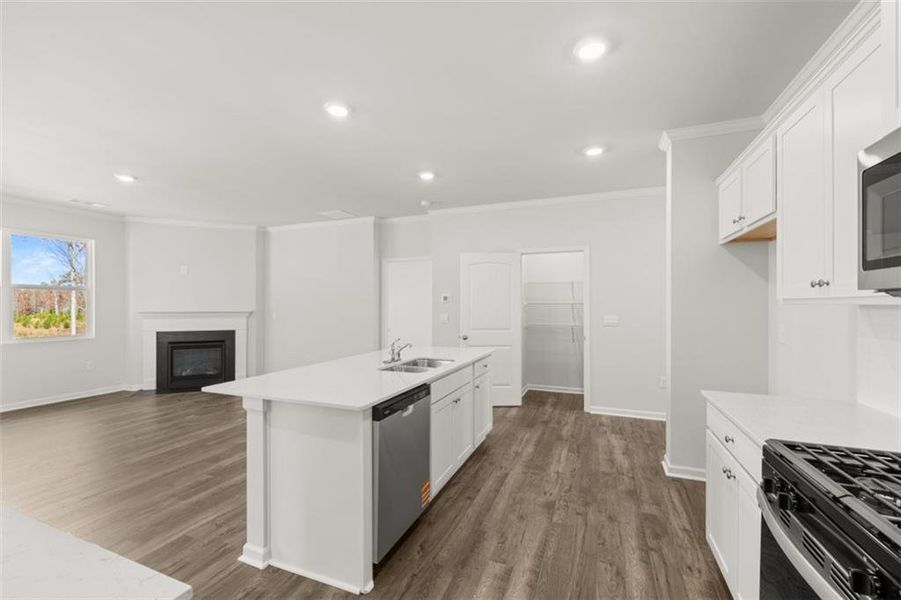 Furnished interior view inside a new home in Falcon Landing, Gainesville (Image 7).