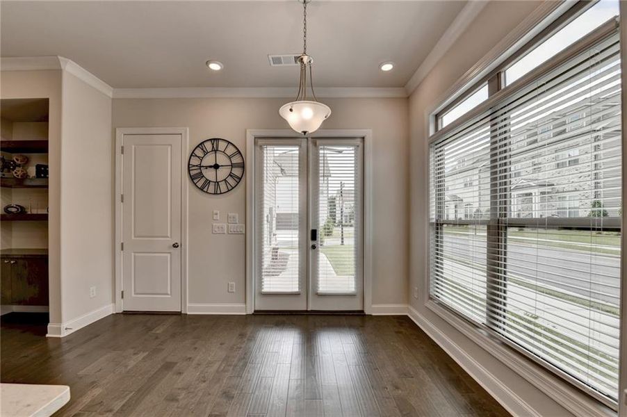 Image 52 of a home in .