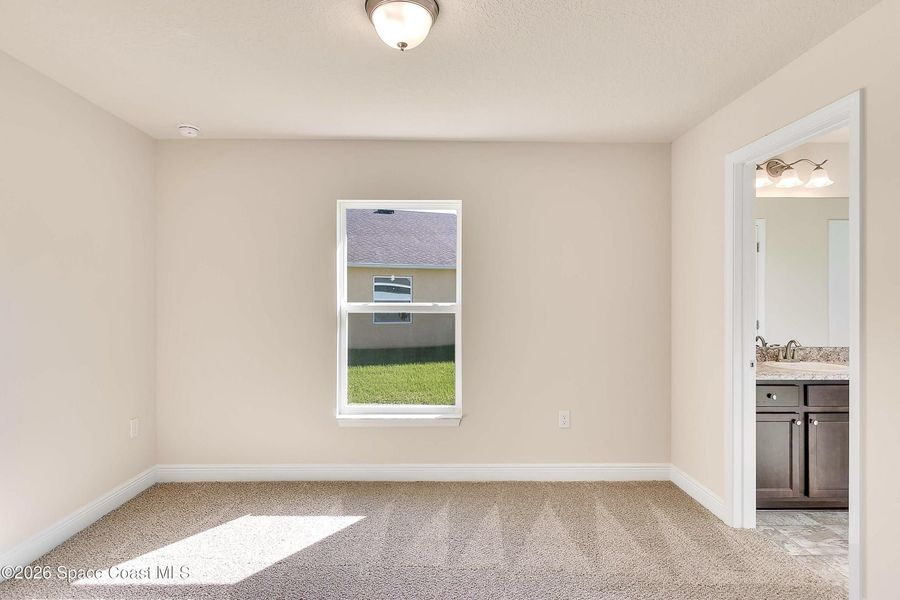Spacious, unfurnished interior of a new home in Palm Bay, Palm Bay (Image 19).