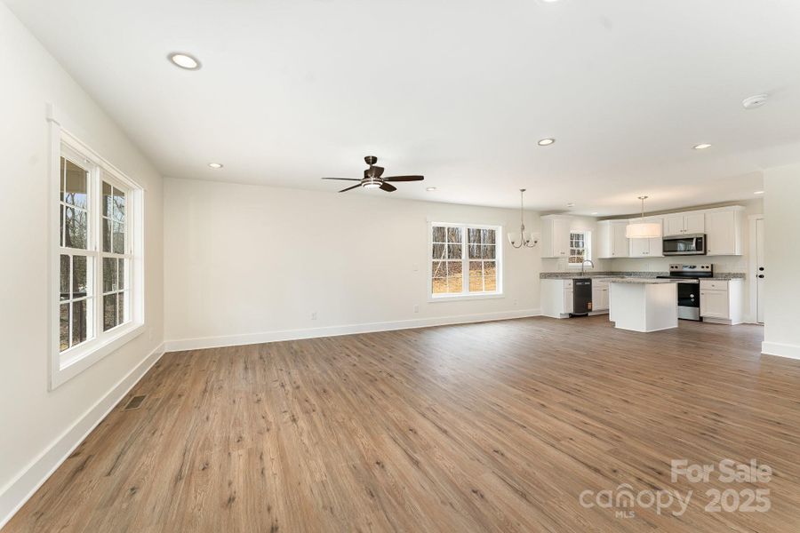 Spacious, unfurnished interior of a new home in , Troy (Image 21).