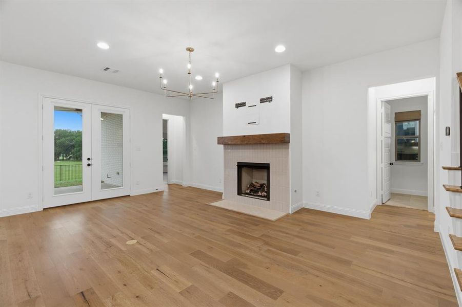 Spacious, unfurnished interior of a new home in , Aledo (Image 30).