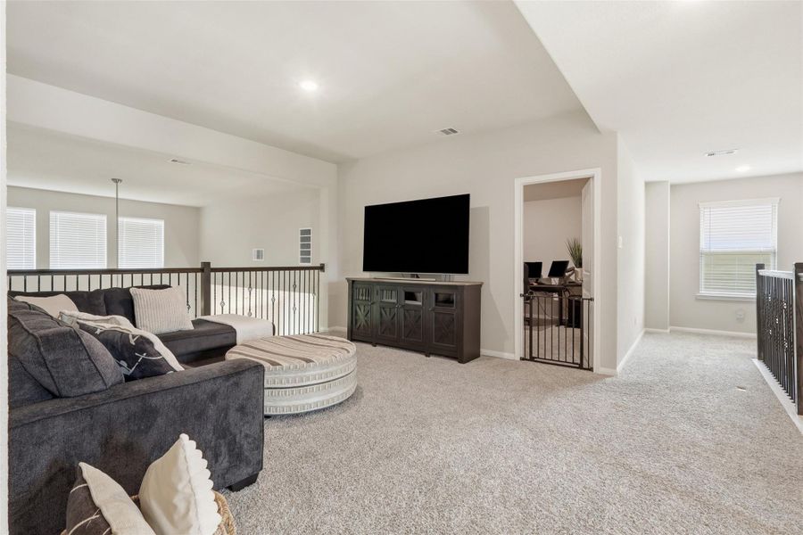 Furnished interior view inside a new home in Deer Trail Estates, Conroe (Image 30).