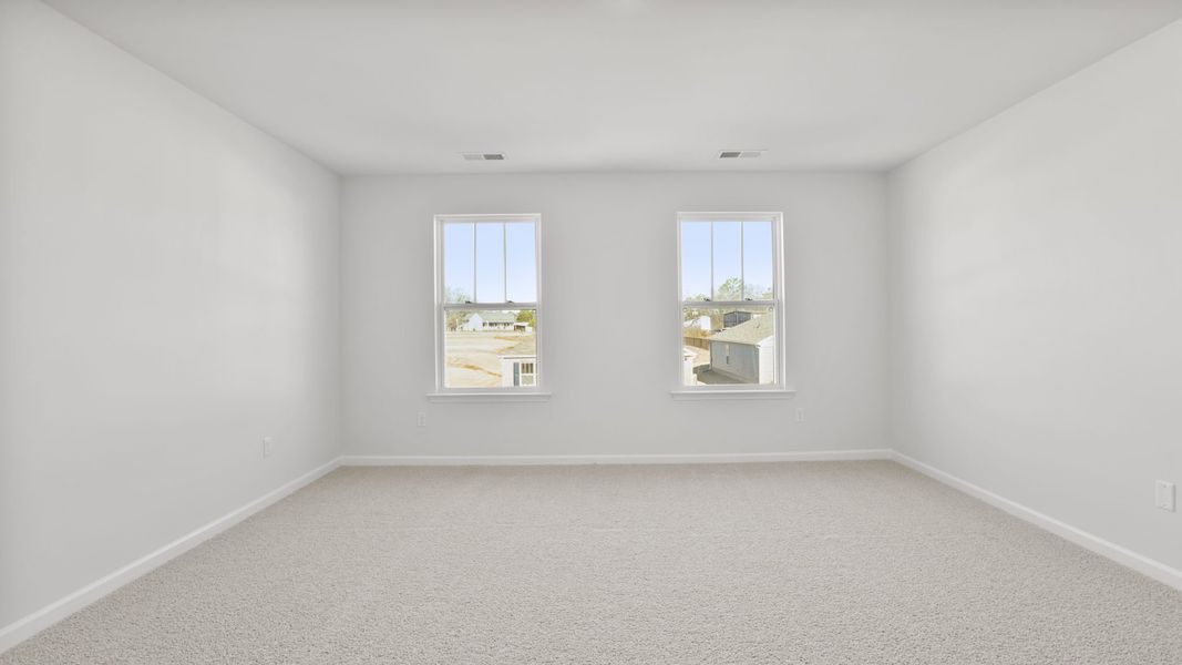 Spacious, unfurnished interior of a new home in Cedar Gap, Fountain Inn (Image 29).
