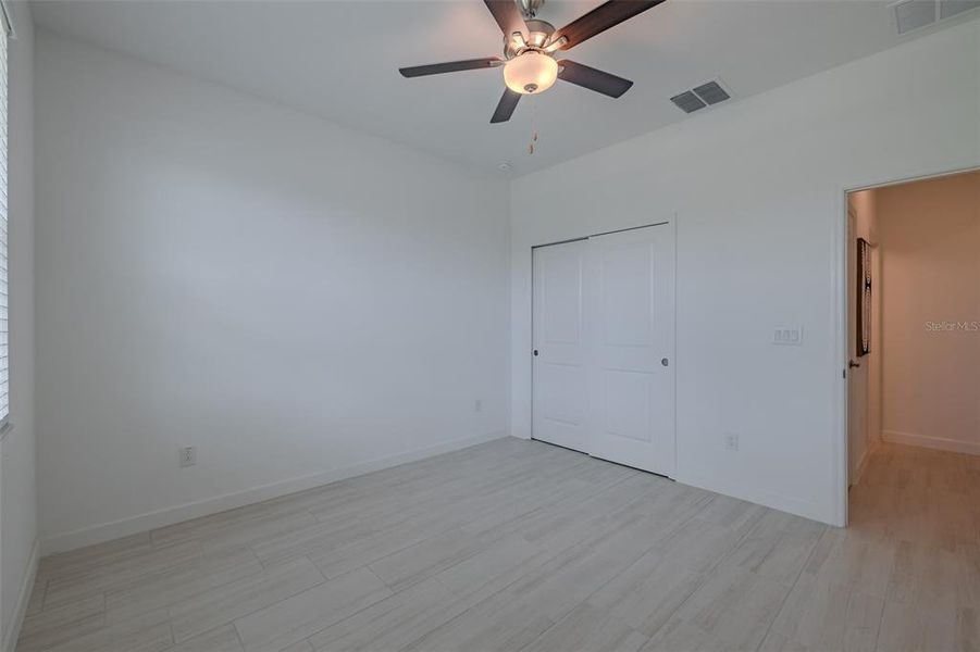 Spacious, unfurnished interior of a new home in Prosperity Lakes, Parrish (Image 22).