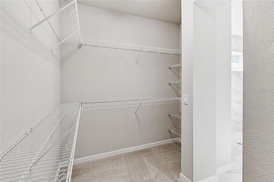 Spacious, unfurnished interior of a new home in Weslyn Park in Sunbridge 34', St. Cloud (Image 33).