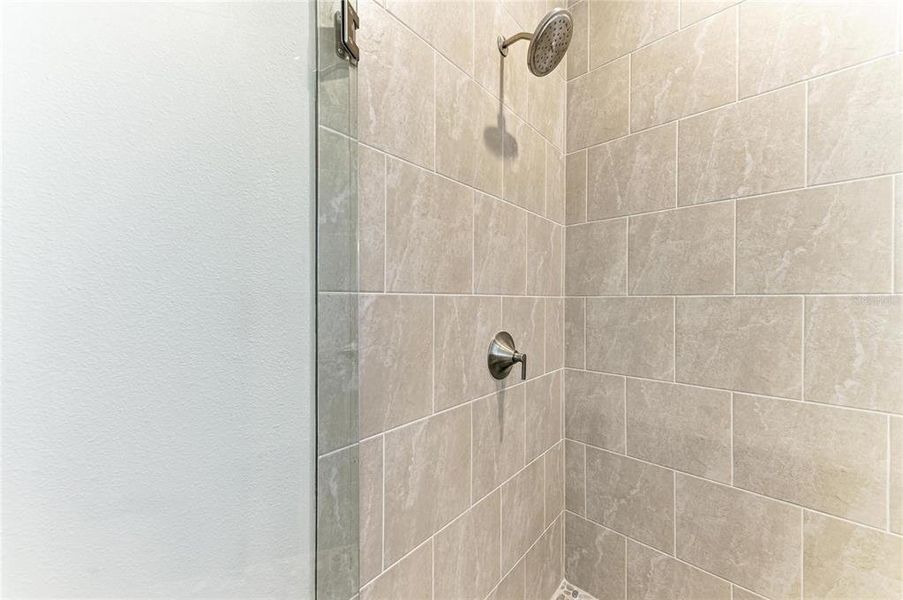 Close-up of interior finishes inside a home in Triple Creek, Riverview (Image 19). Close-up of interior finishes inside a home in Triple Creek, Riverview (Image 19).