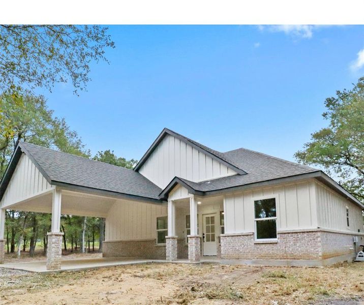 Image 29 of a home in . Image 29 of a home in .