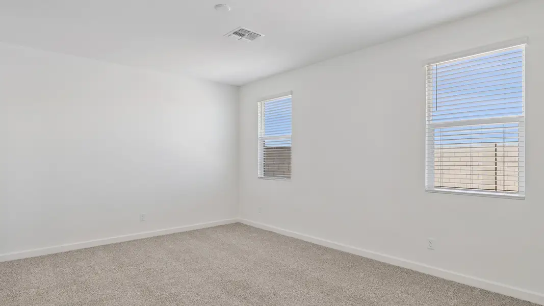 Representative unfurnished interior of a home built from the Apache by D.R. Horton in Zanjero Pass, Glendale (Image 22).