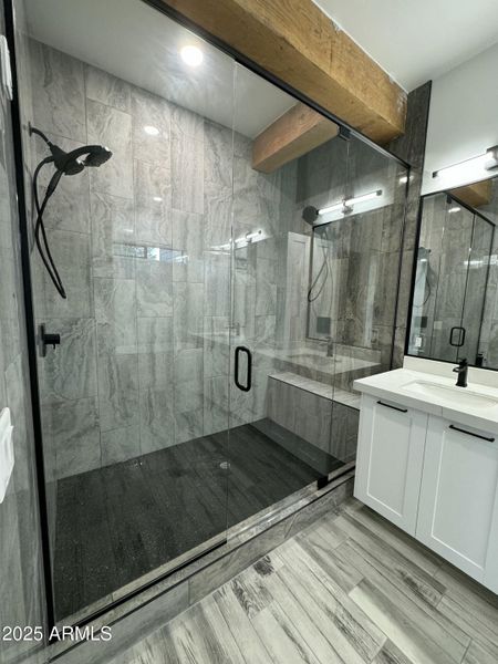 Dual Shower Zones