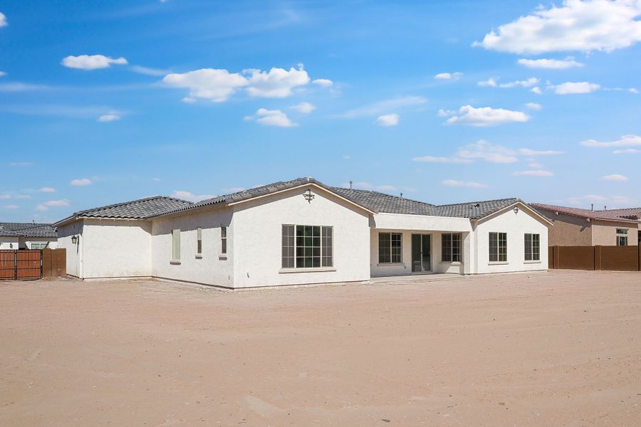 Exterior details and patio area of a home in Ellsworth Ranch, Queen Creek (Image 3). Exterior details and patio area of a home in Ellsworth Ranch, Queen Creek (Image 3).