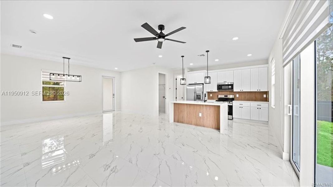 Image 40 of a home in .